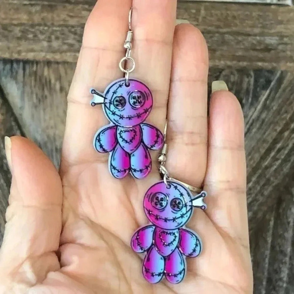 Voodoo Doll Patches Unique Halloween Drop Earrings - Picture 1 of 3